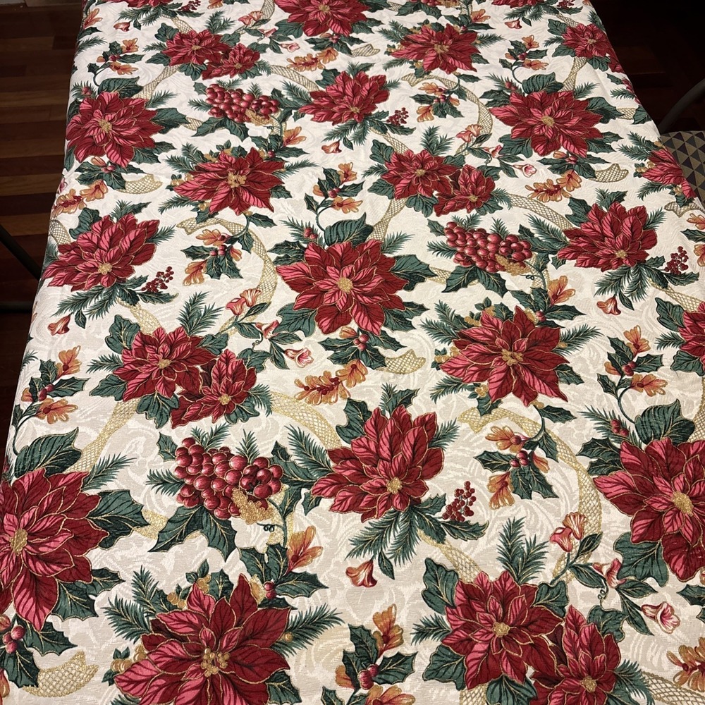 Vintage 1996 Avon Home Fashion Christmas Poinsettias Rectangle Tablecloth 59x105